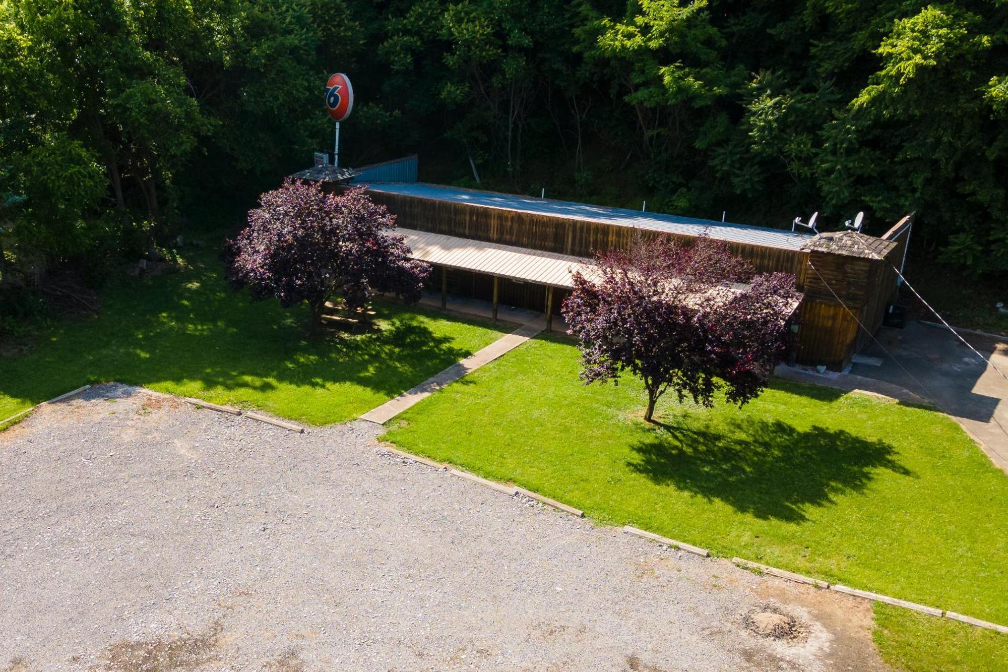 Seneca Pines Lodge Seneca Rocks Exterior foto